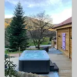 Σαλέ L'elegance - - Serviettes - Peignoirs - Lits Faits - Menage Inclus *